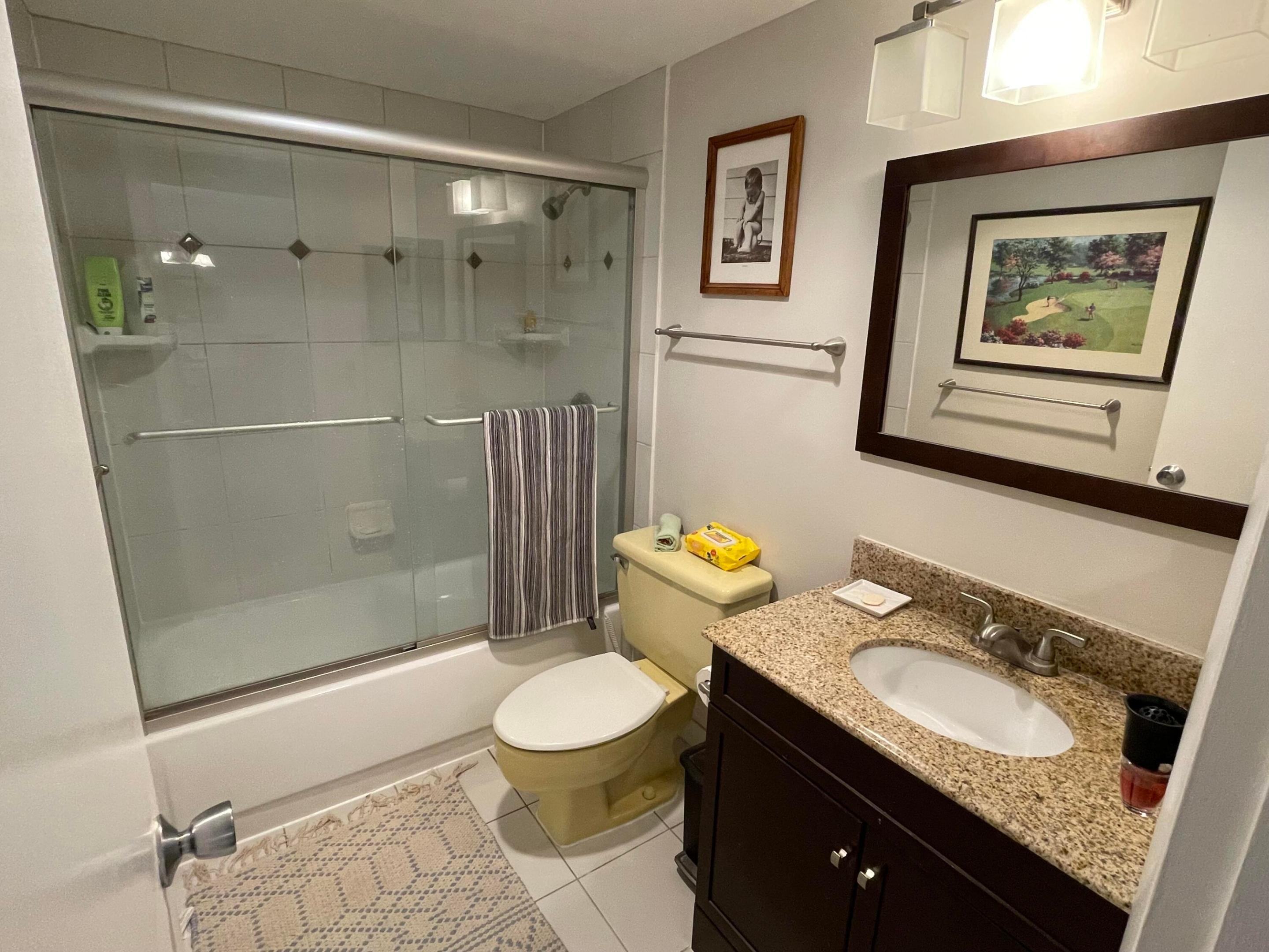 FOUNTAINS OF PALM BEACH CONDO 4 - Residential