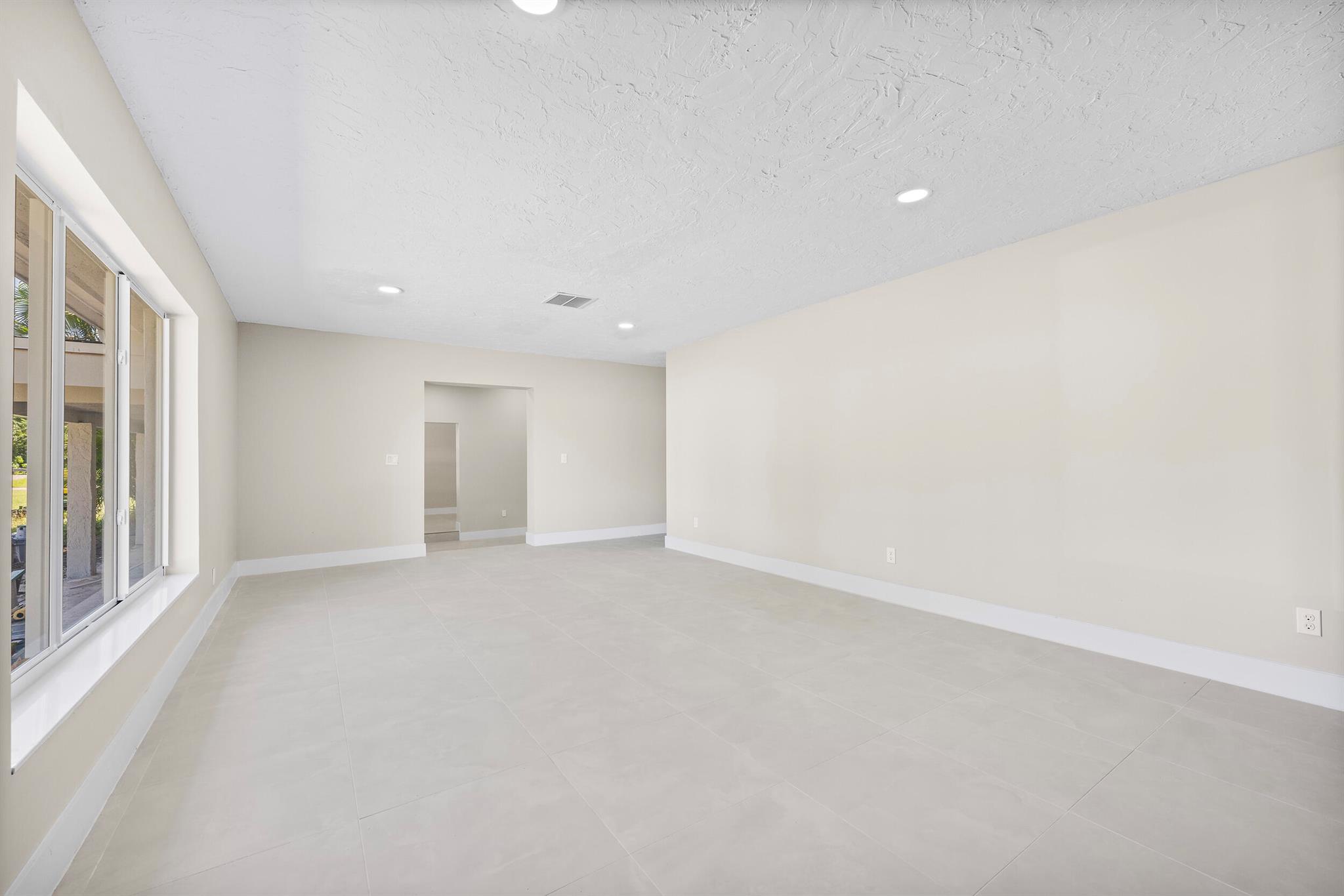 WESTWOOD MANOR SUBDIVISIO - Residential