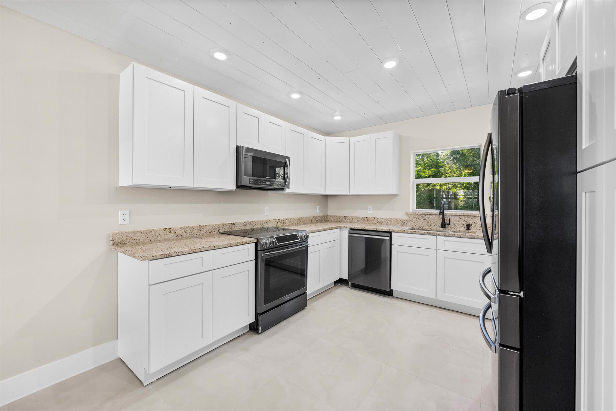 1915 S 33rd Street