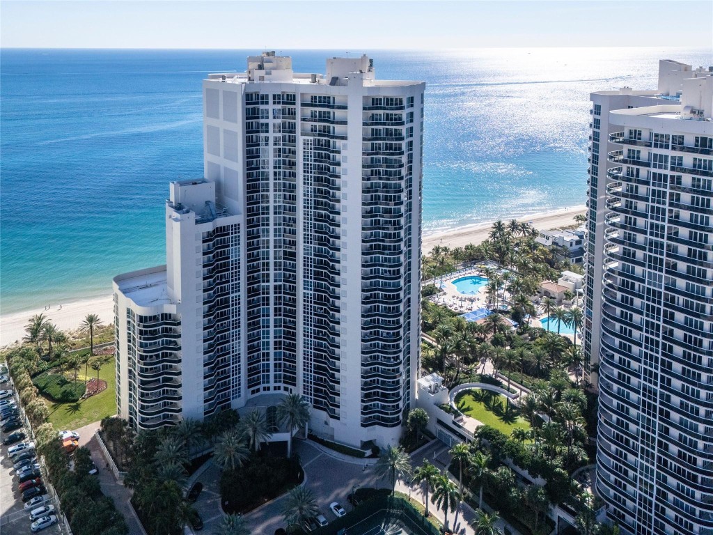 L'Hermitage - Residential