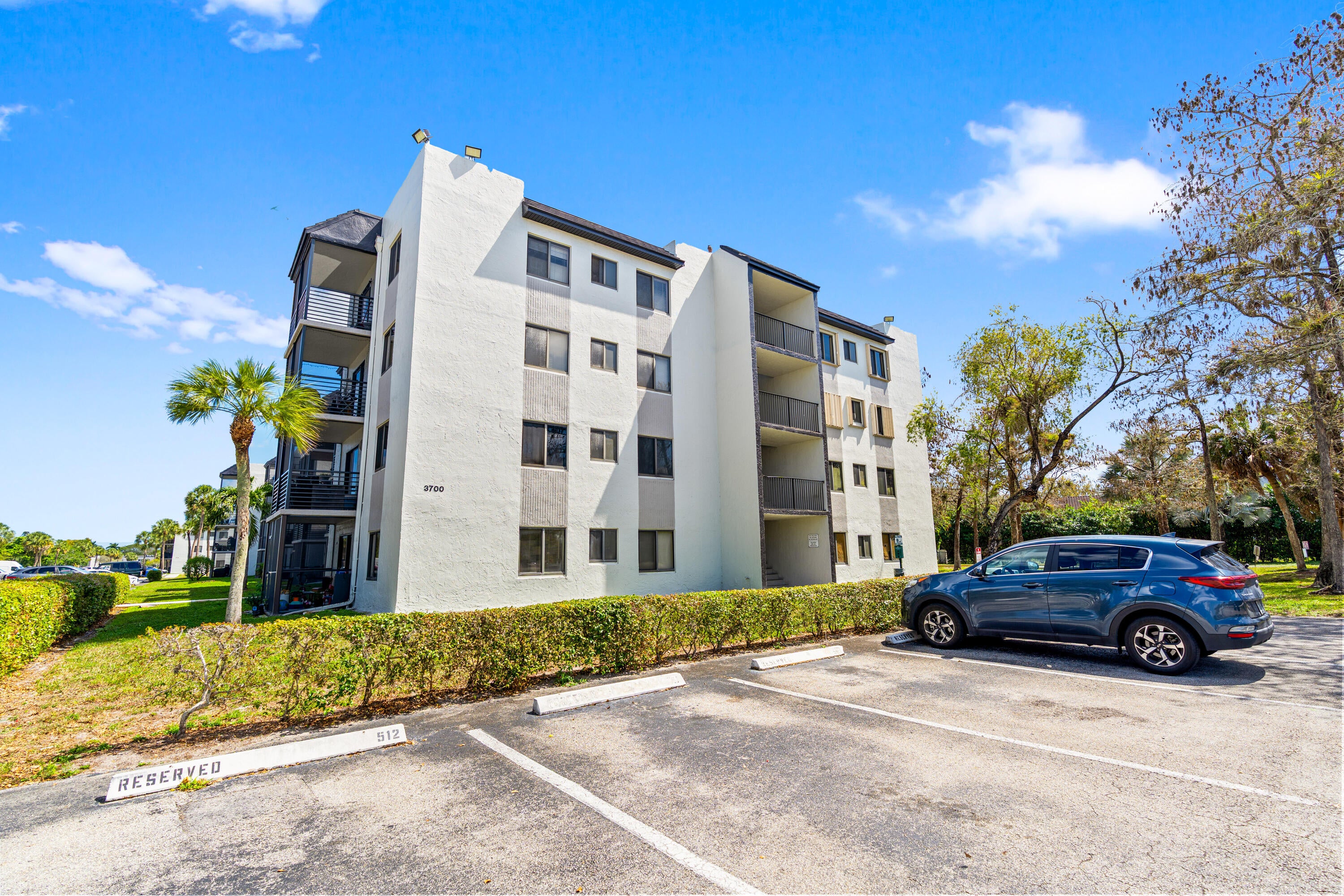 3700 N PINE ISLAND Road 310