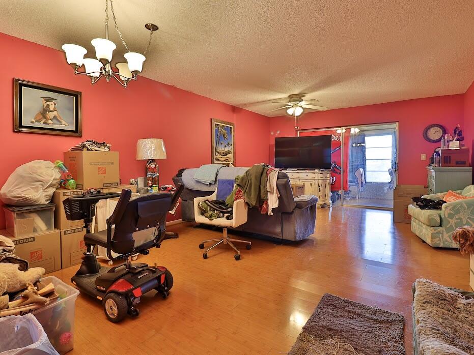 VILLAGES OF ORIOLE BONAIRE - Residential