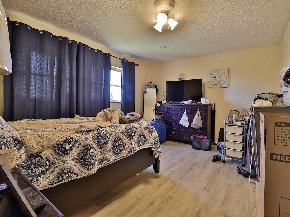 VILLAGES OF ORIOLE BONAIRE - Residential