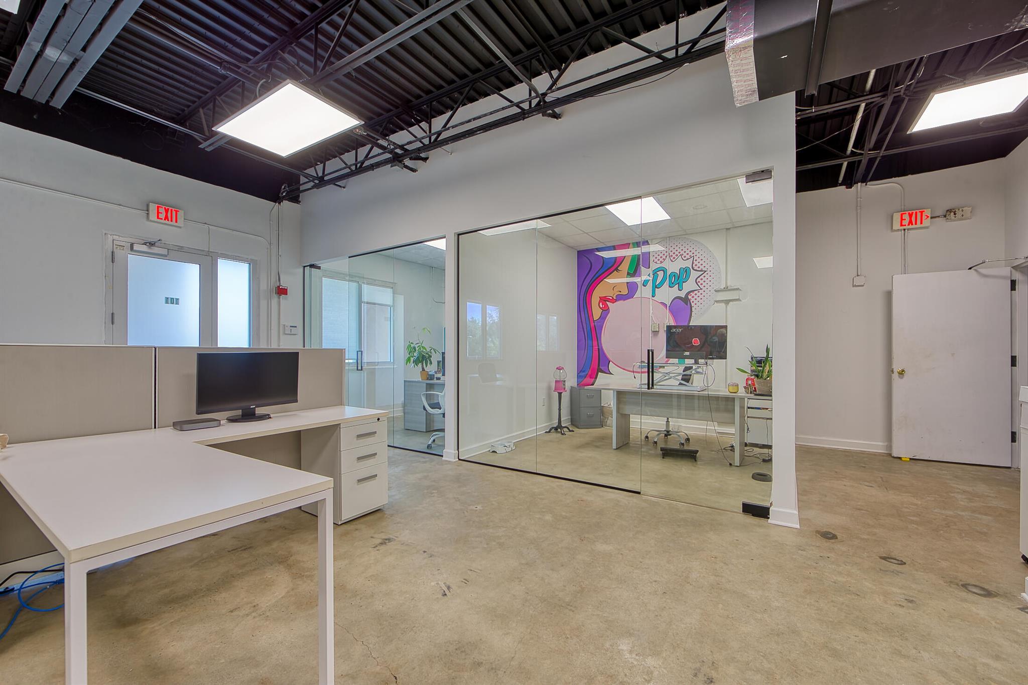 CONGRESS COMMERCE CENTER - Commercial Sale