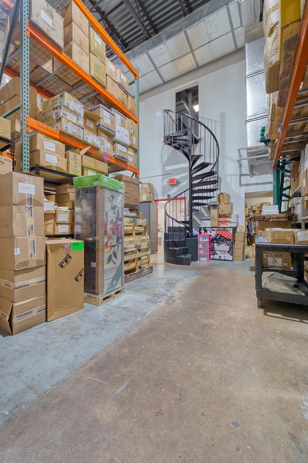 CONGRESS COMMERCE CENTER - Commercial Sale