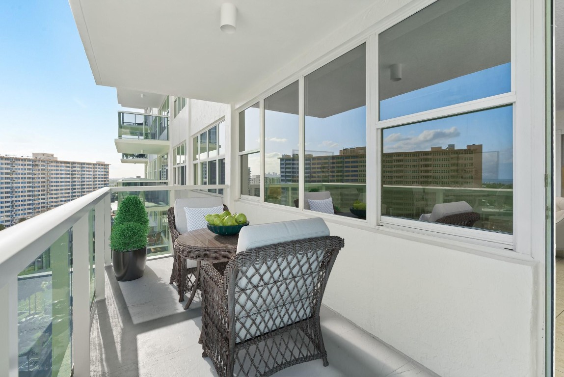 Coral Ridge Towers East - Residential