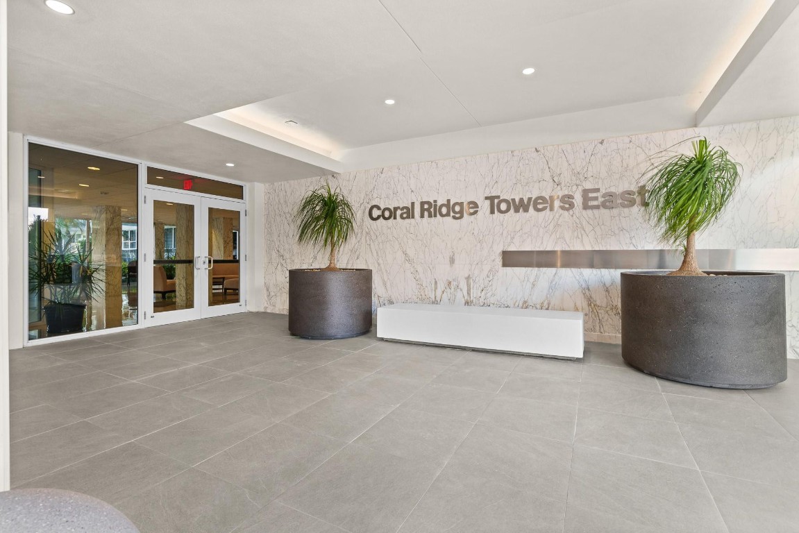 Coral Ridge Towers East - Residential