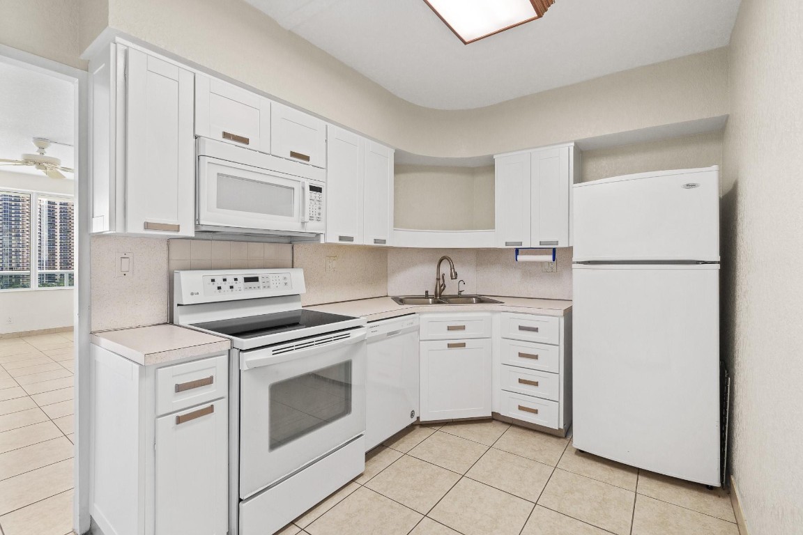 Coral Ridge Towers East - Residential