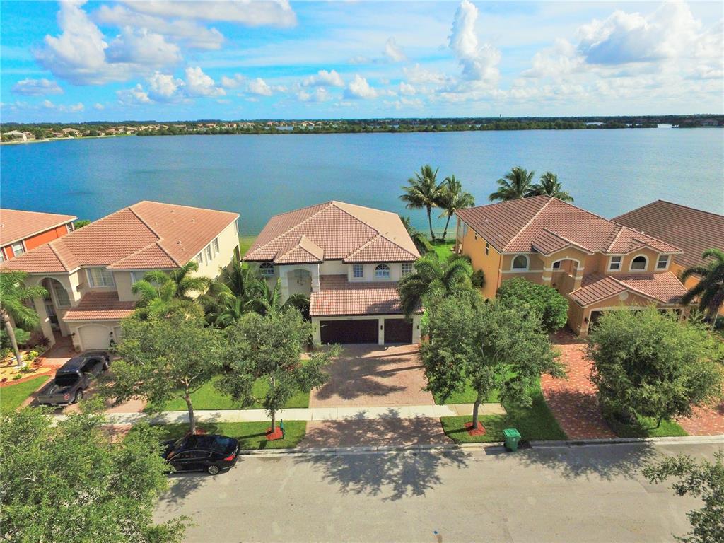 Sunset Lakes Three - Residential