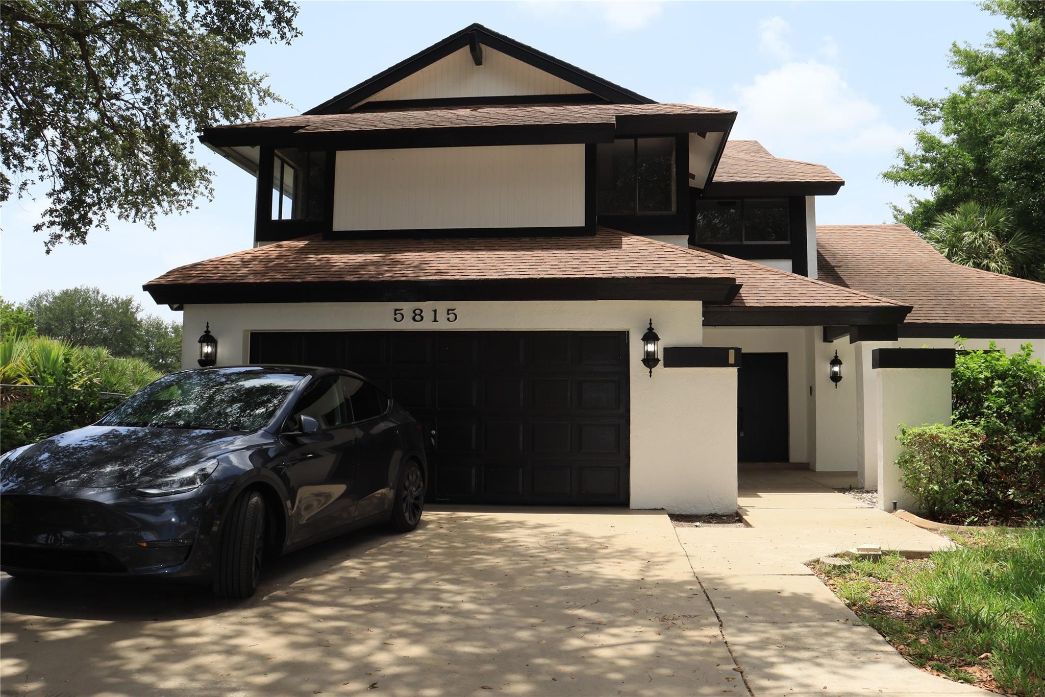 5815 SW 87th Ave