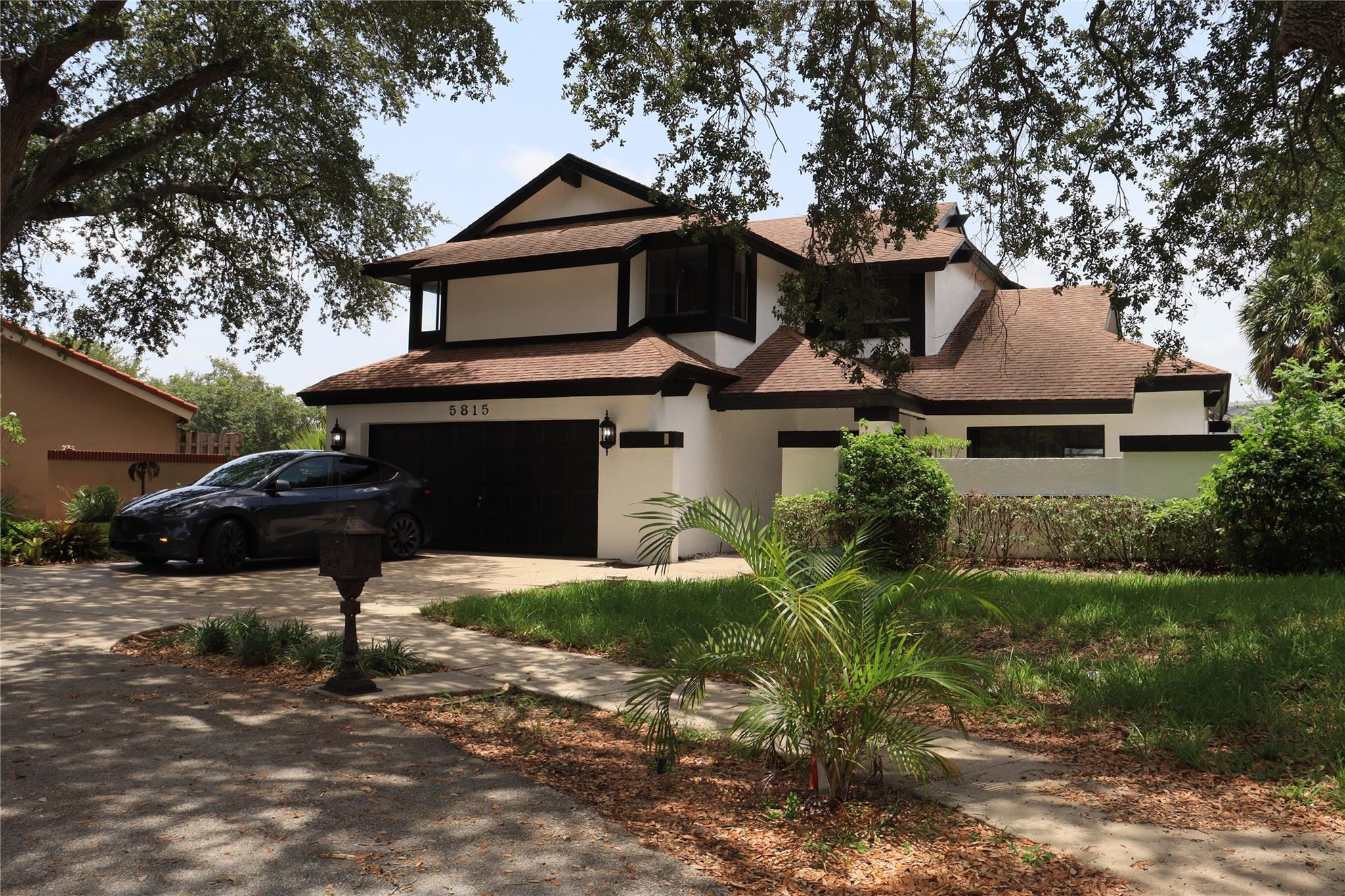 Location, Location, Location!!! Beautiful family home for rent on a cul-de-sac in an amazing Cooper city neighborhood.
Walking distance to shopping centers and nearby top schools.
New Kitchen, New Master bathroom, all freshly painted