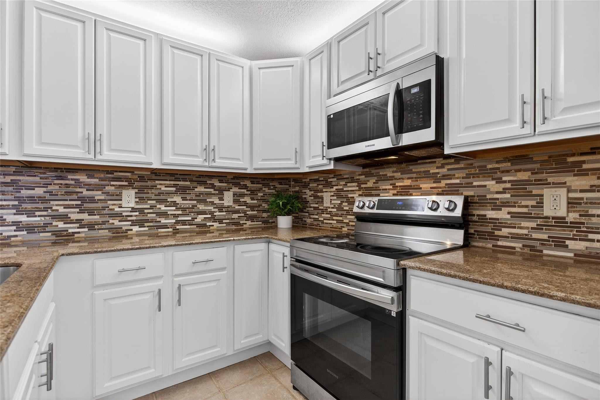 Woodland Lake Estates - Residential