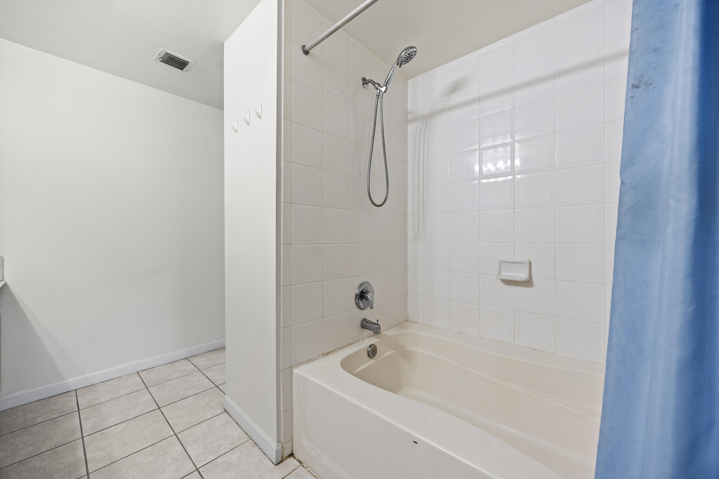 ST ANDREWS AT POLO CLUB CONDO - Residential