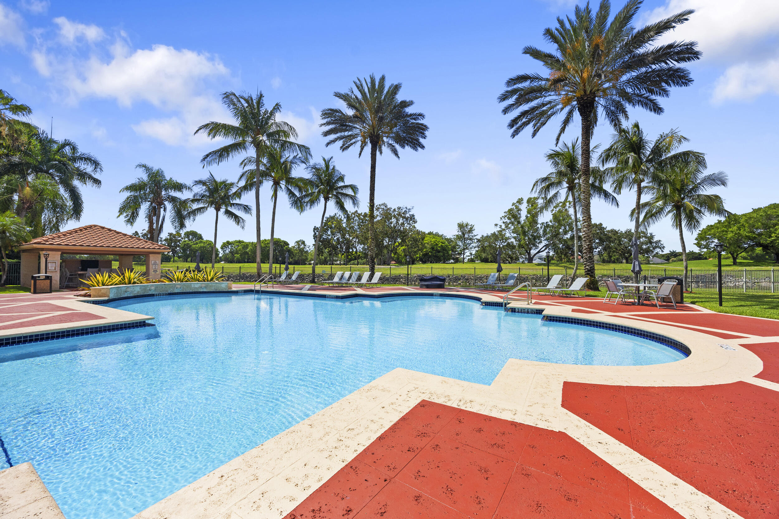ST ANDREWS AT POLO CLUB CONDO - Residential