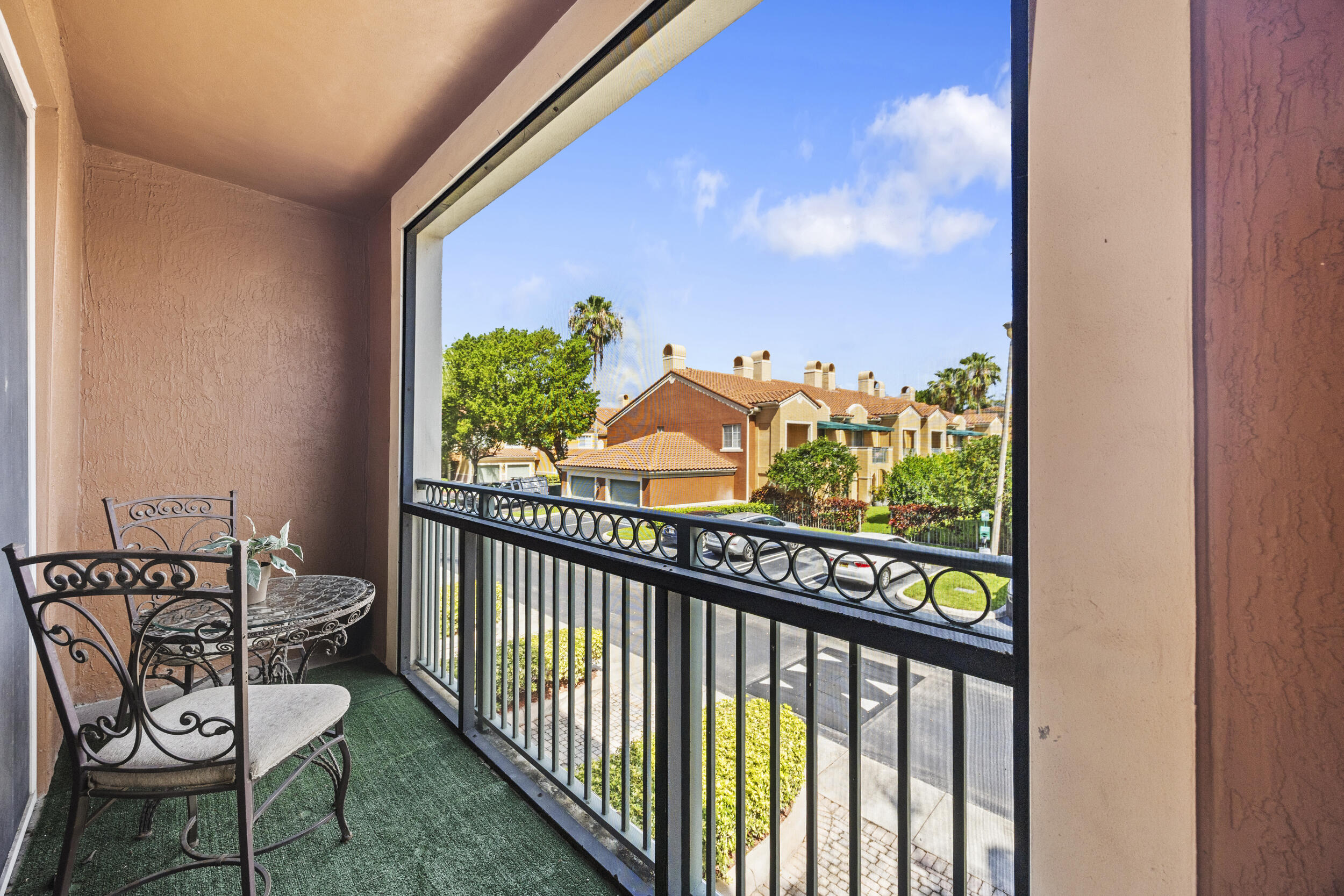 ST ANDREWS AT POLO CLUB CONDO - Residential
