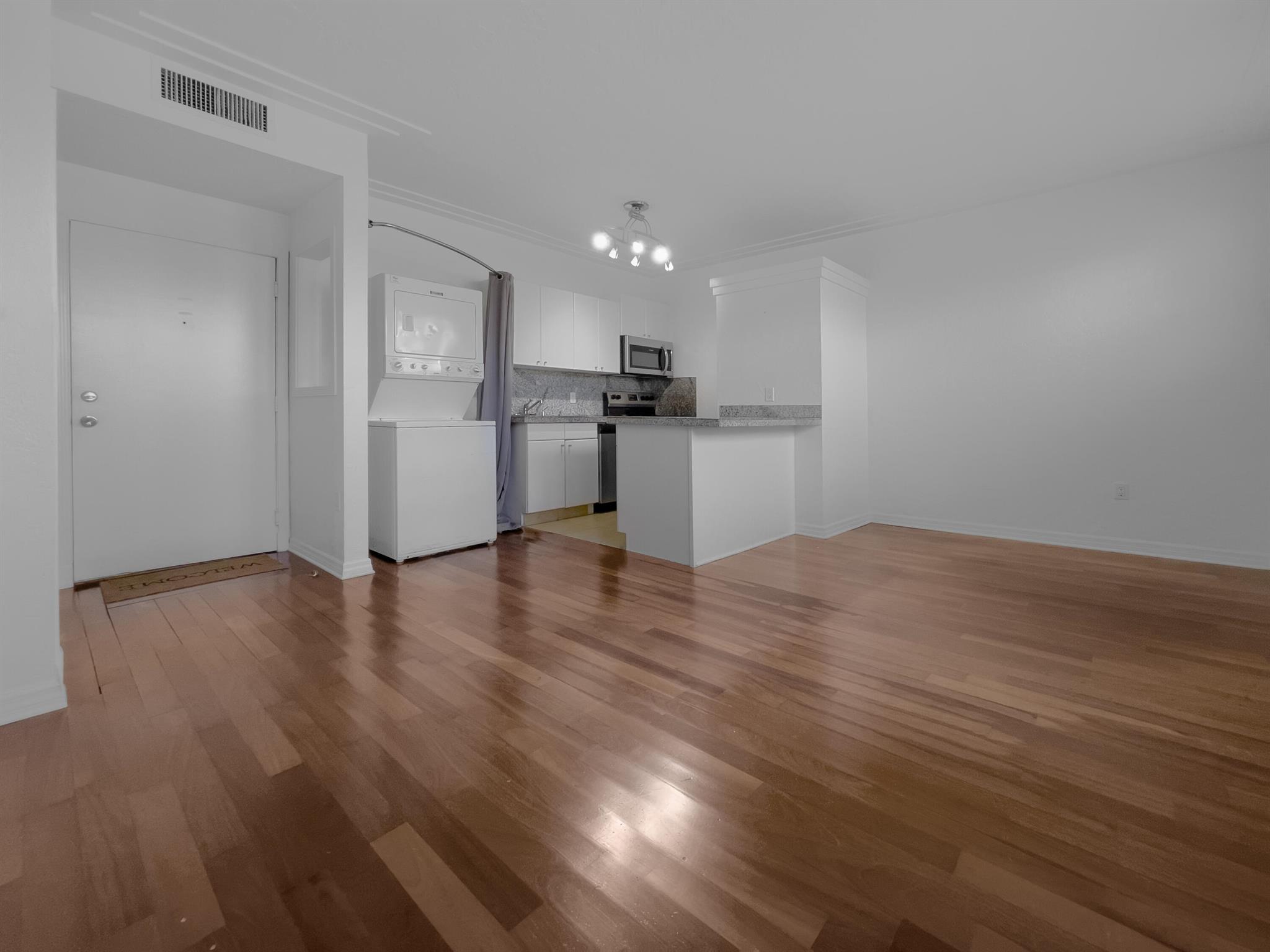 PENN PLAZA CONDO - Residential Lease