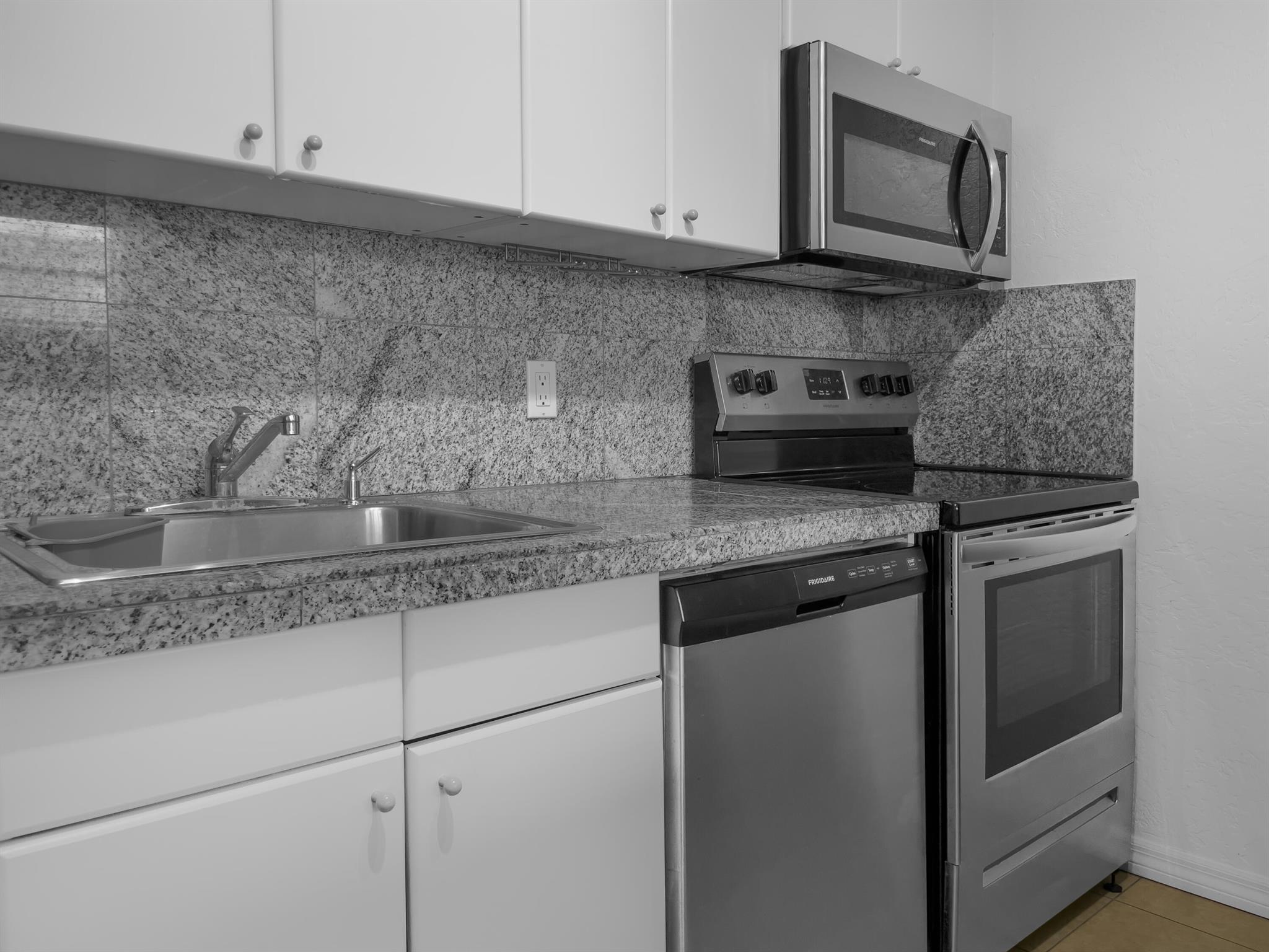 PENN PLAZA CONDO - Residential Lease