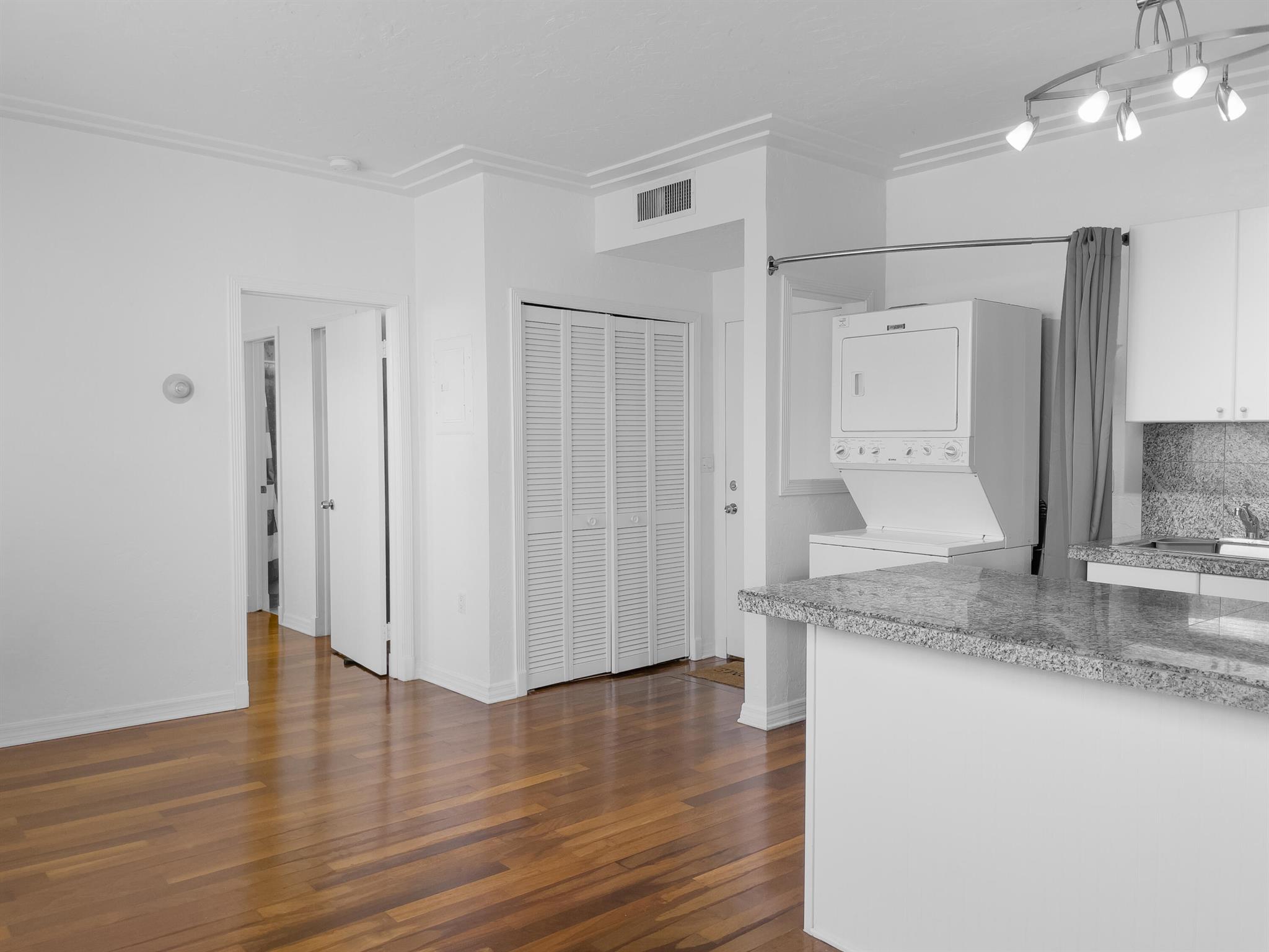 PENN PLAZA CONDO - Residential Lease