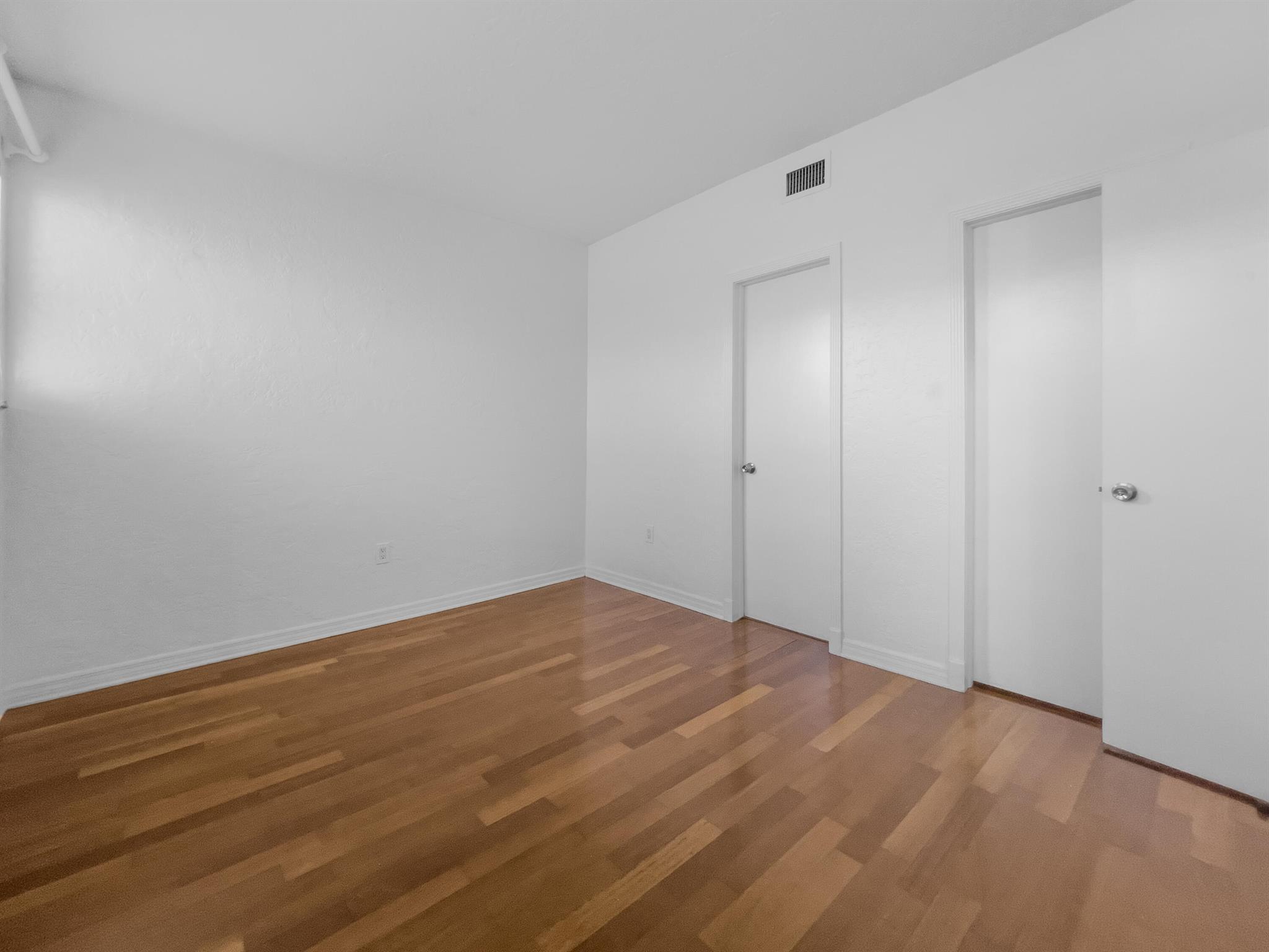 PENN PLAZA CONDO - Residential Lease