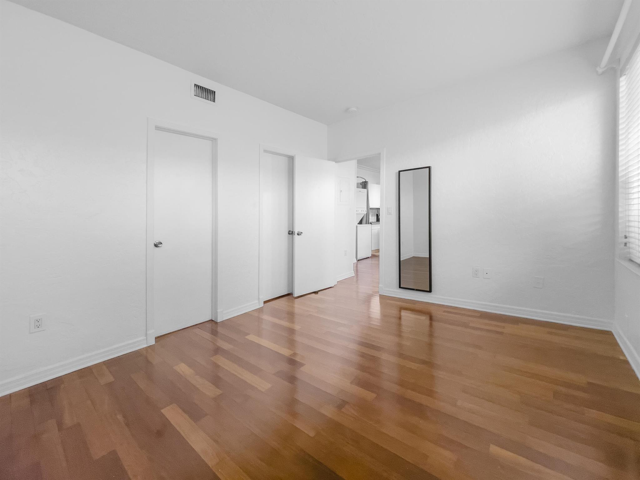 PENN PLAZA CONDO - Residential Lease