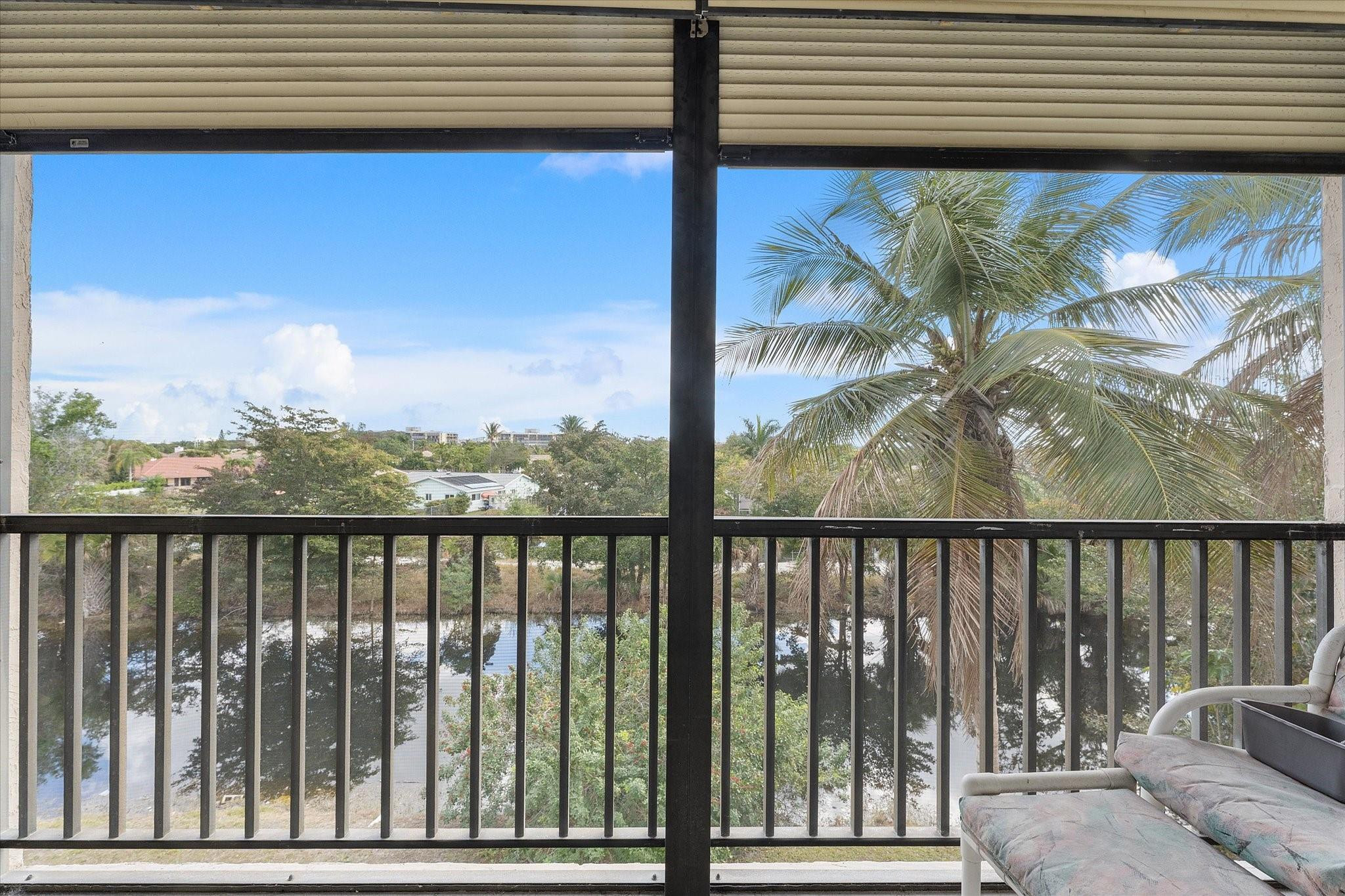 3900 NW 76th Avenue 307