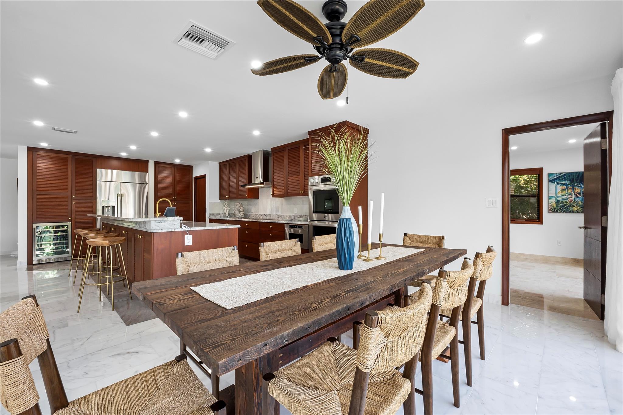 BERMUDA RIVIERA - Residential