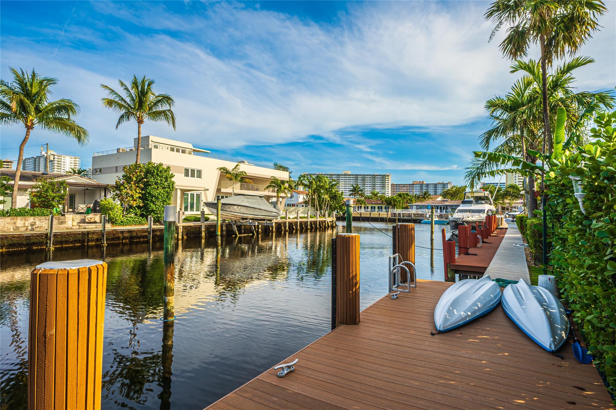 BERMUDA RIVIERA - Residential