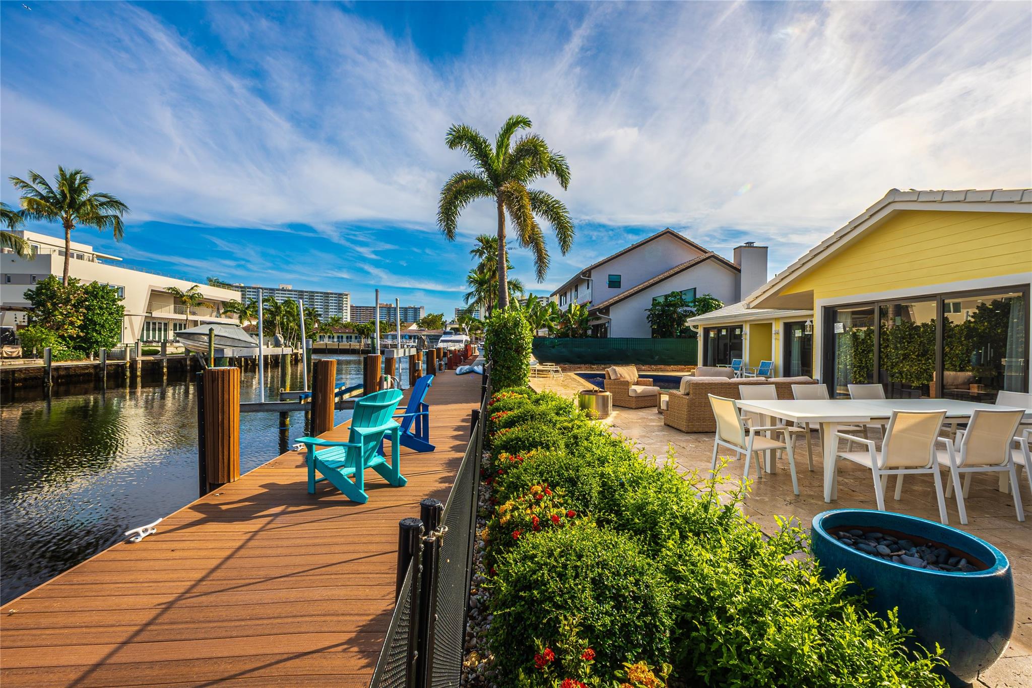 BERMUDA RIVIERA - Residential