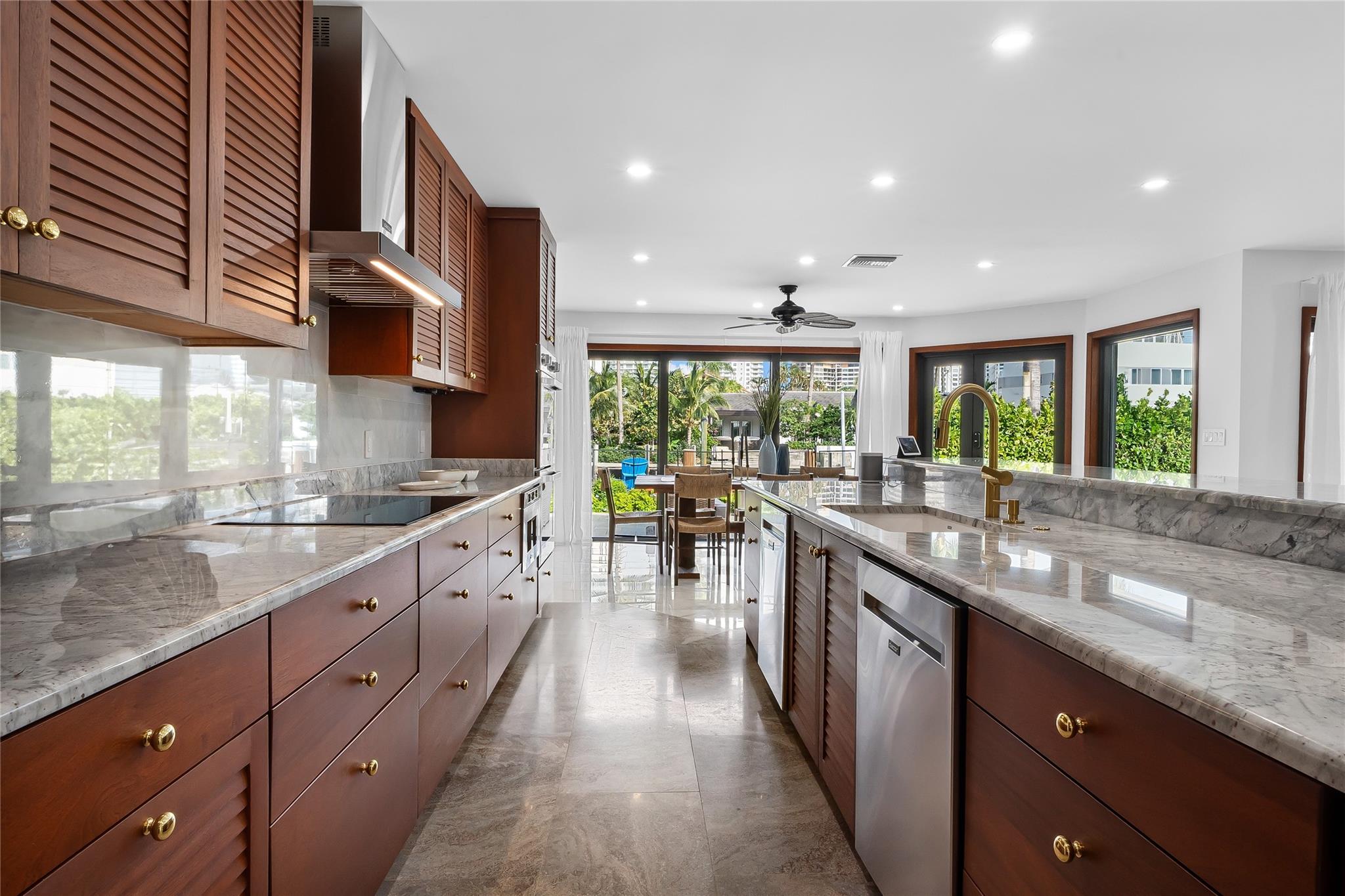 BERMUDA RIVIERA - Residential