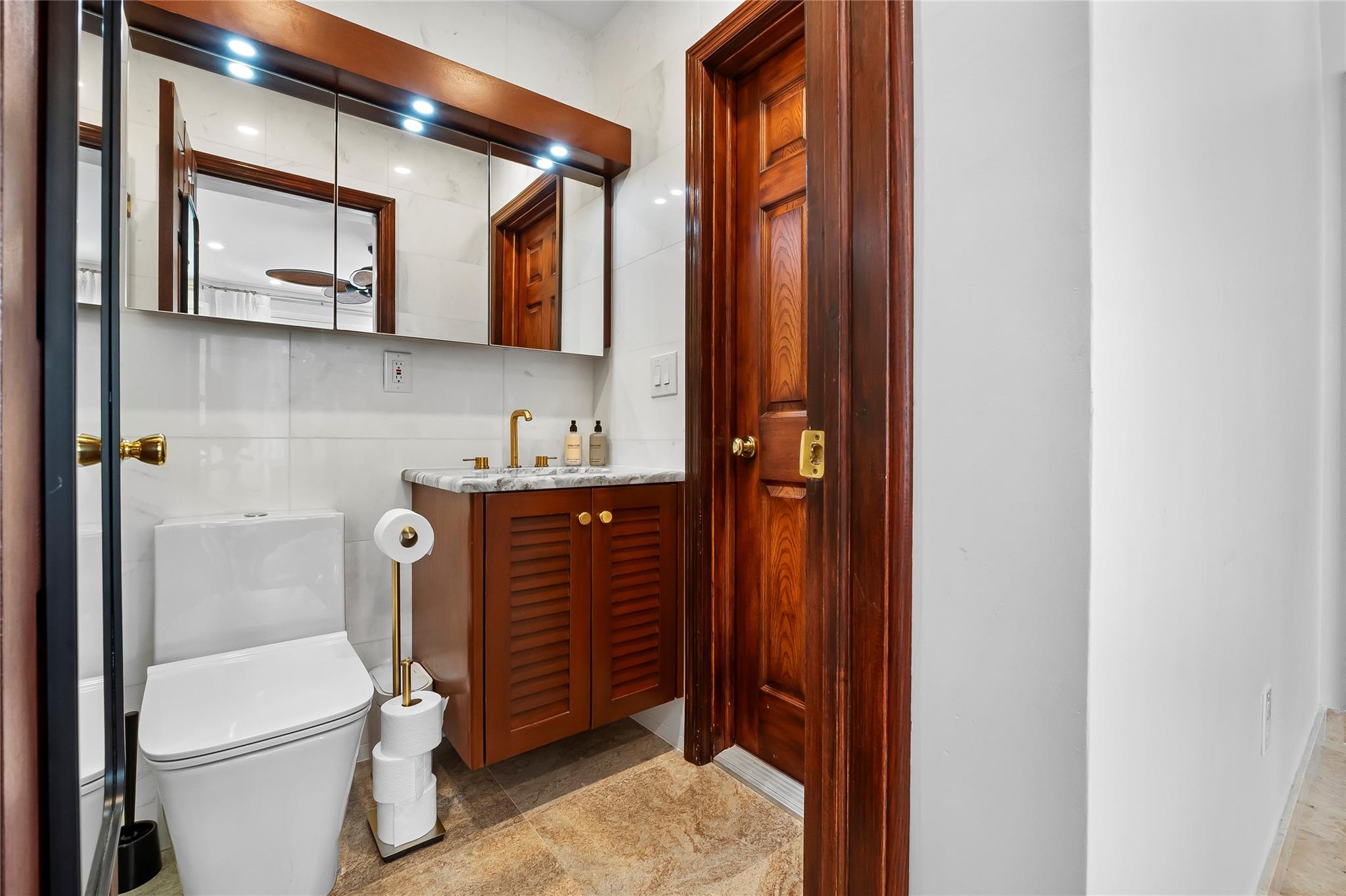 BERMUDA RIVIERA - Residential