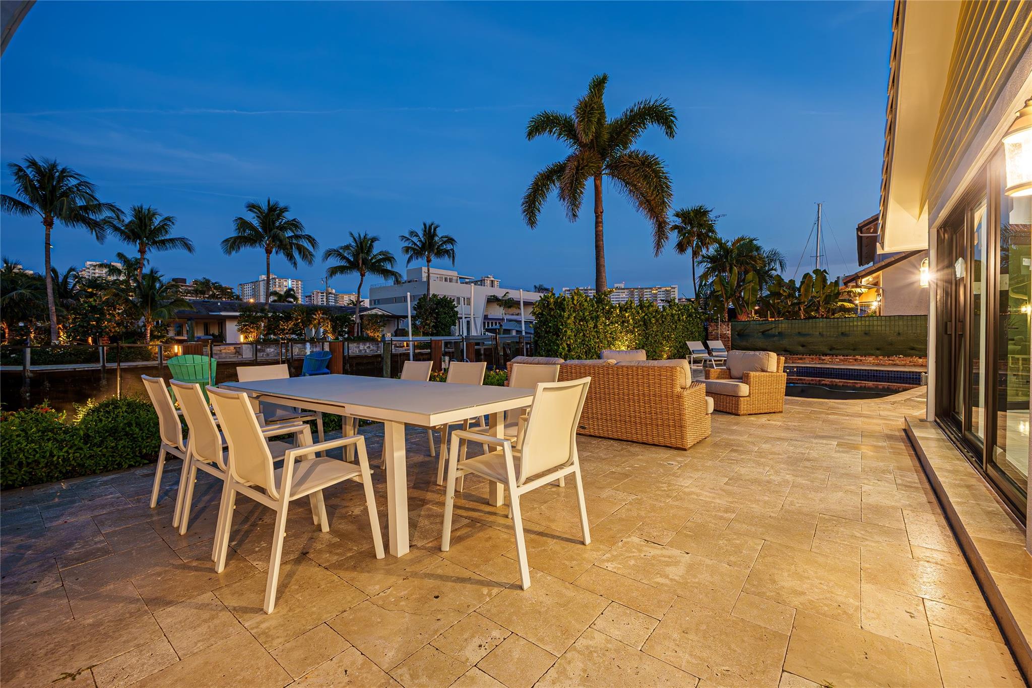 BERMUDA RIVIERA - Residential