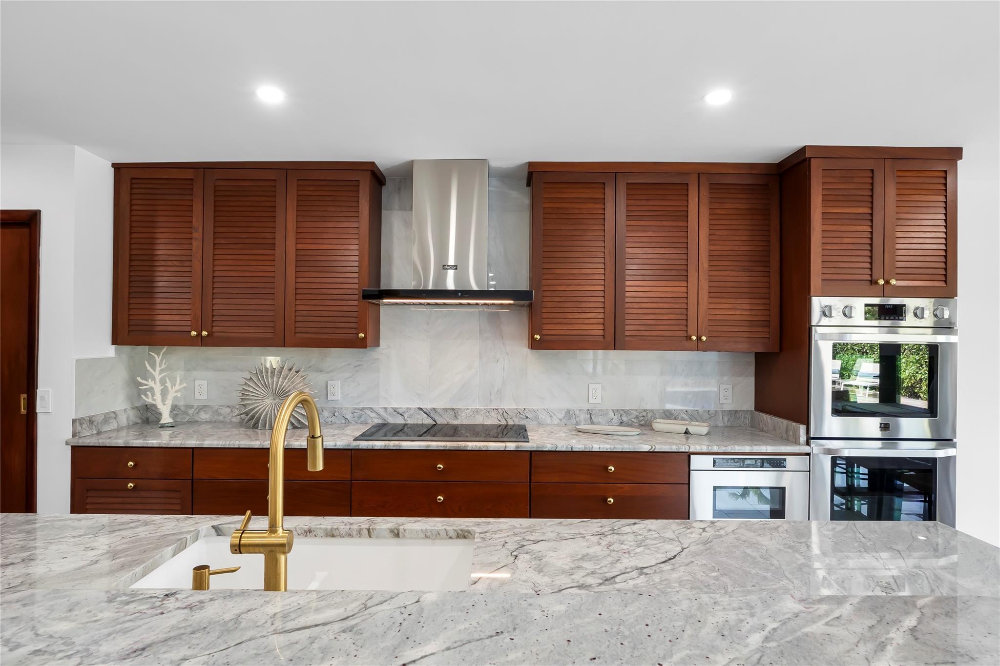 BERMUDA RIVIERA - Residential