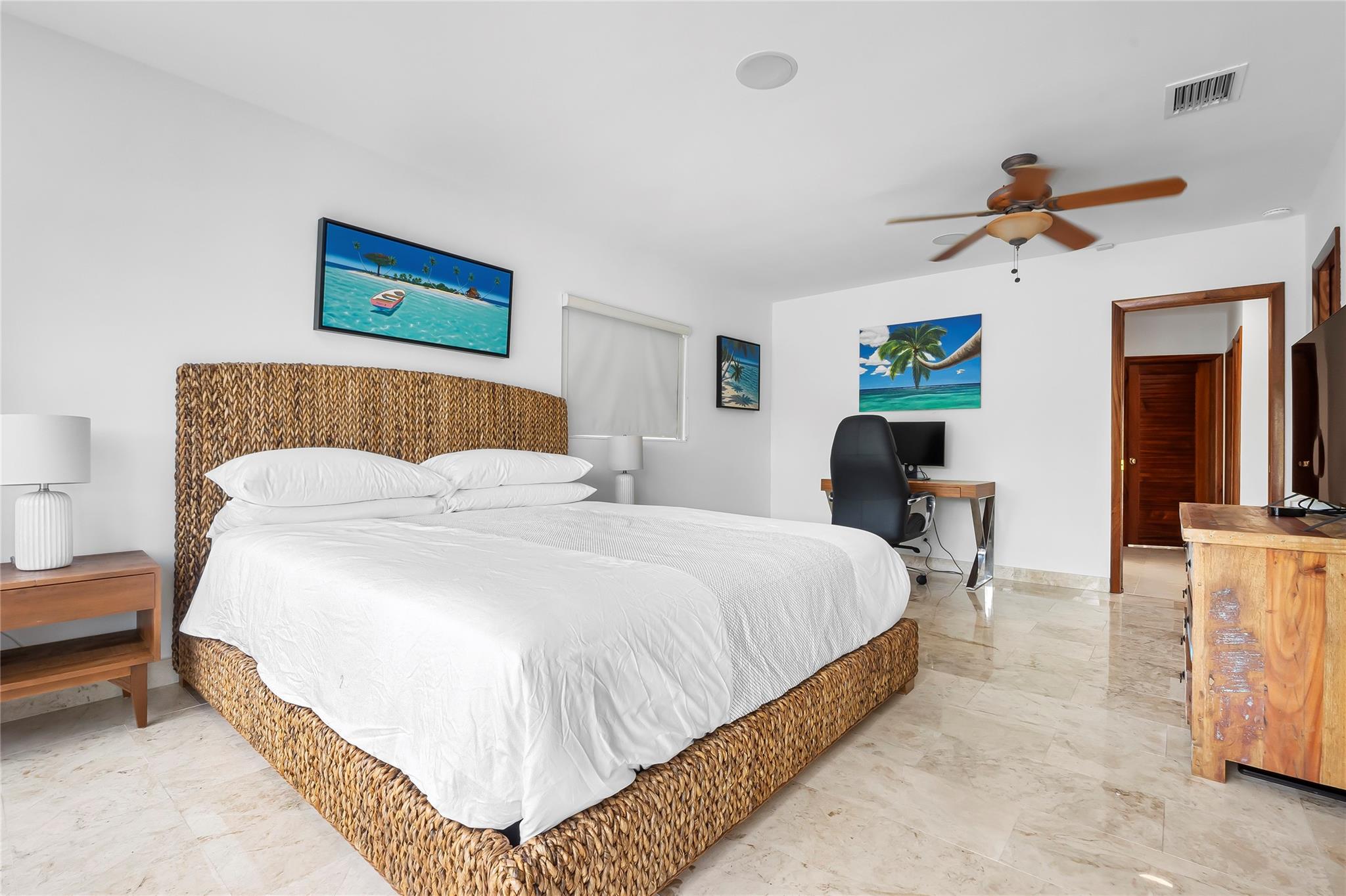 BERMUDA RIVIERA - Residential