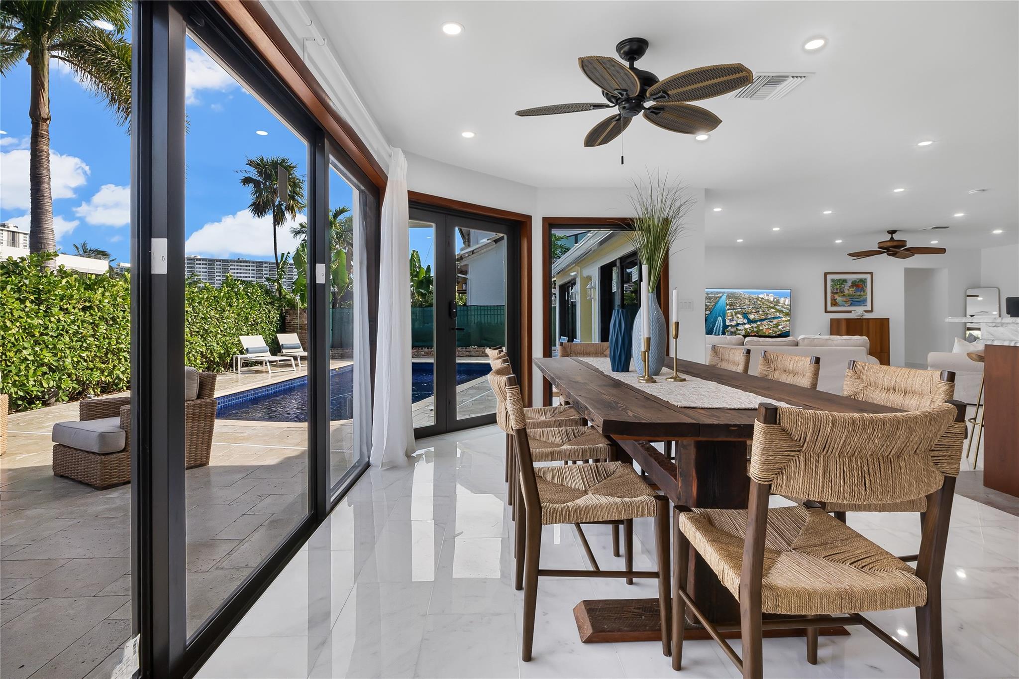 BERMUDA RIVIERA - Residential