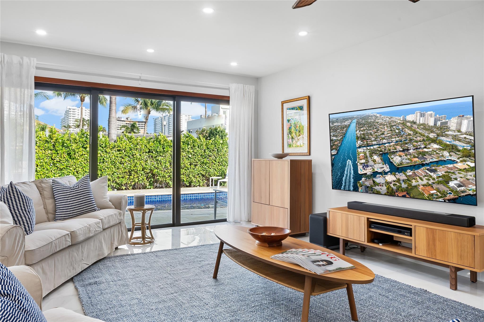 BERMUDA RIVIERA - Residential