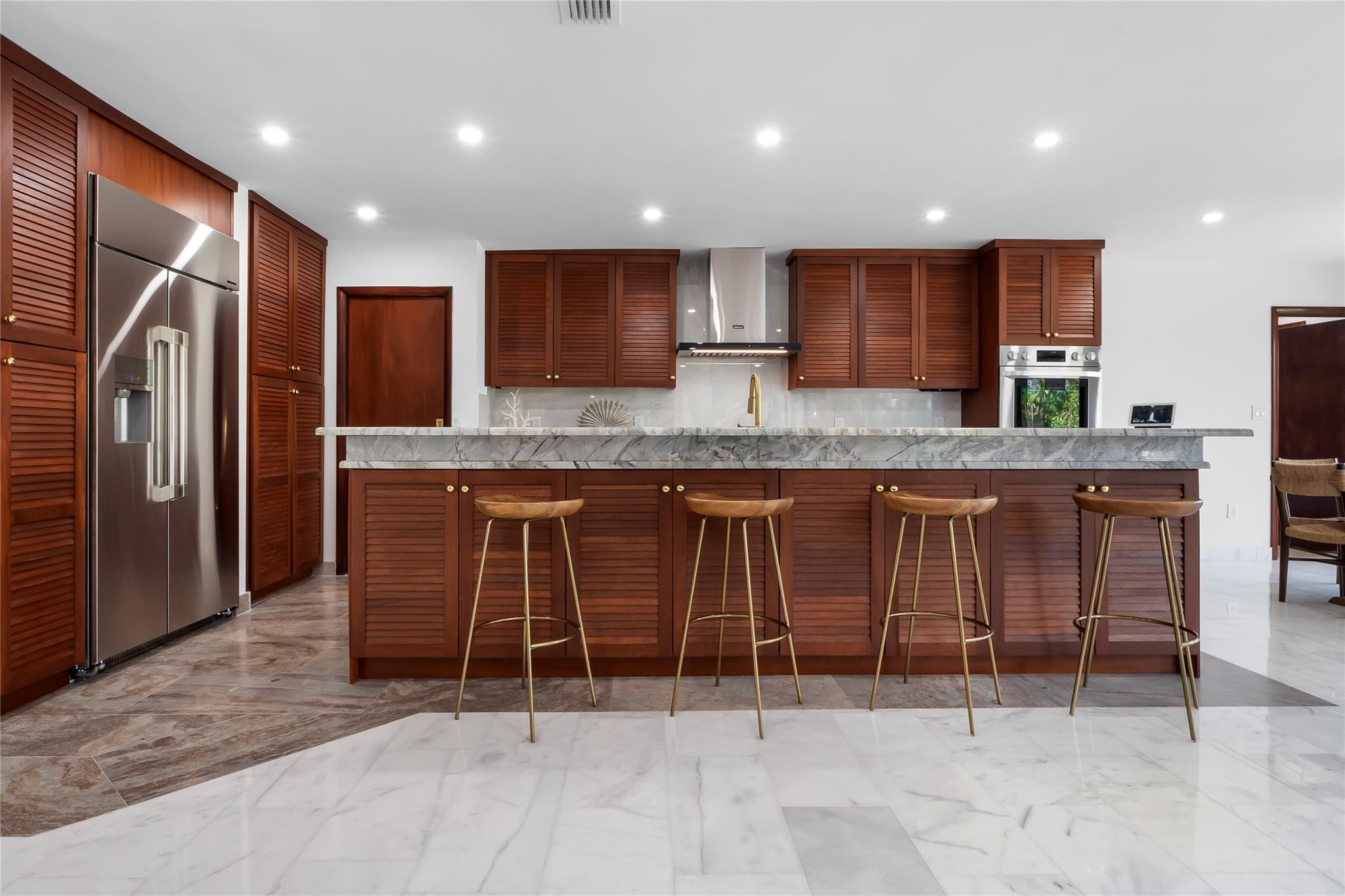 BERMUDA RIVIERA - Residential