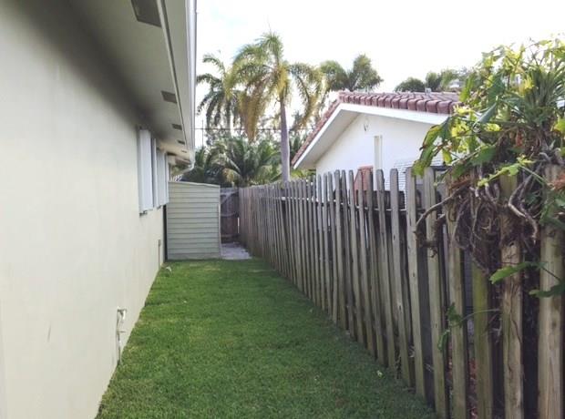 Pompano Isles 27-15 B - Residential Lease