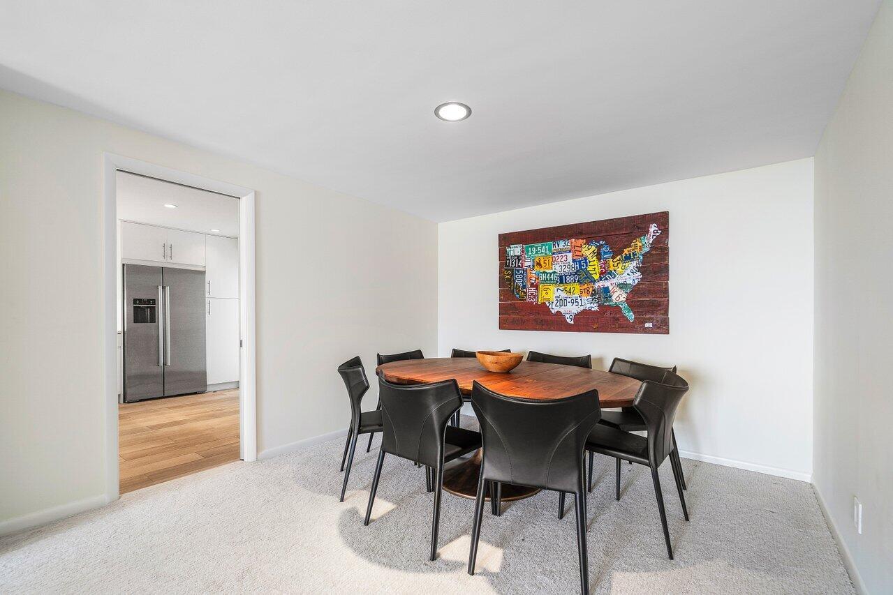 REEF CONDO - Residential