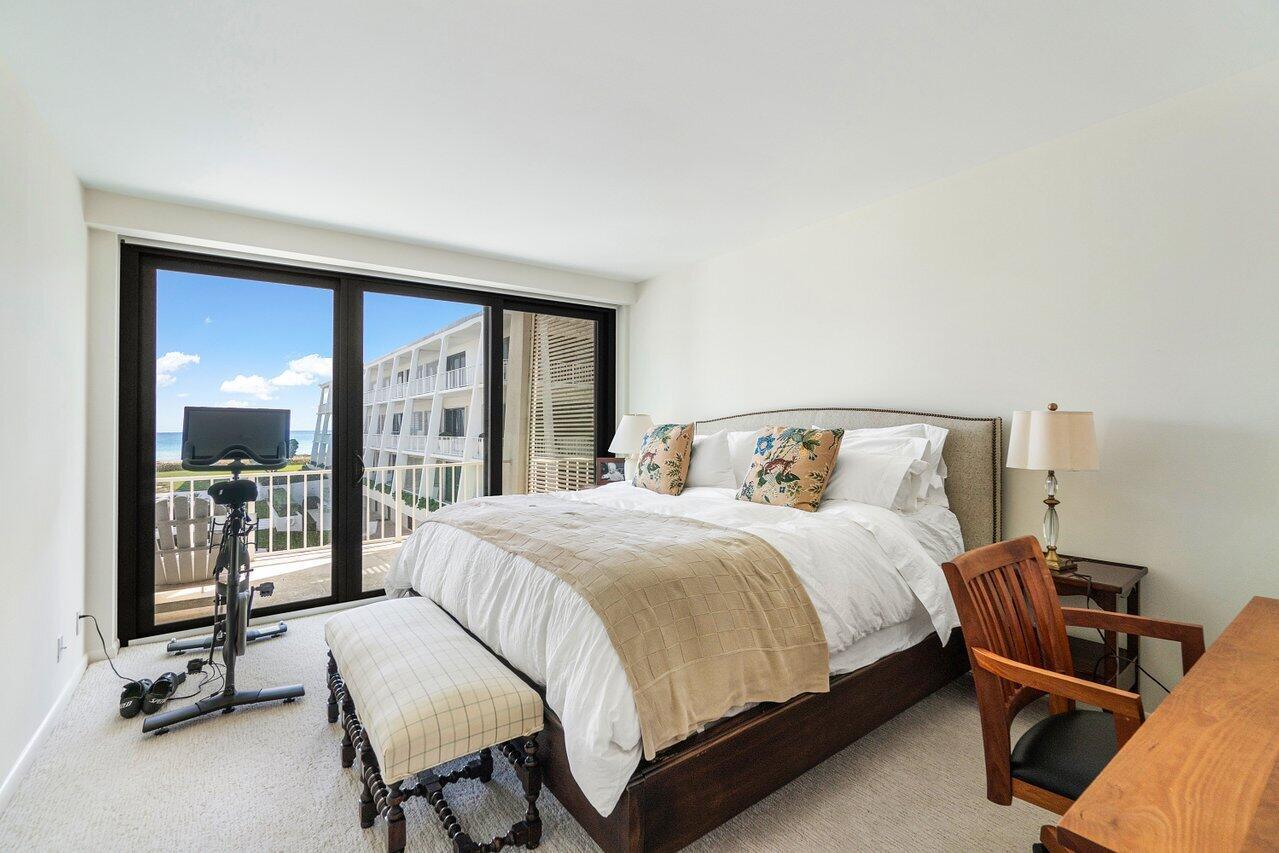 REEF CONDO - Residential