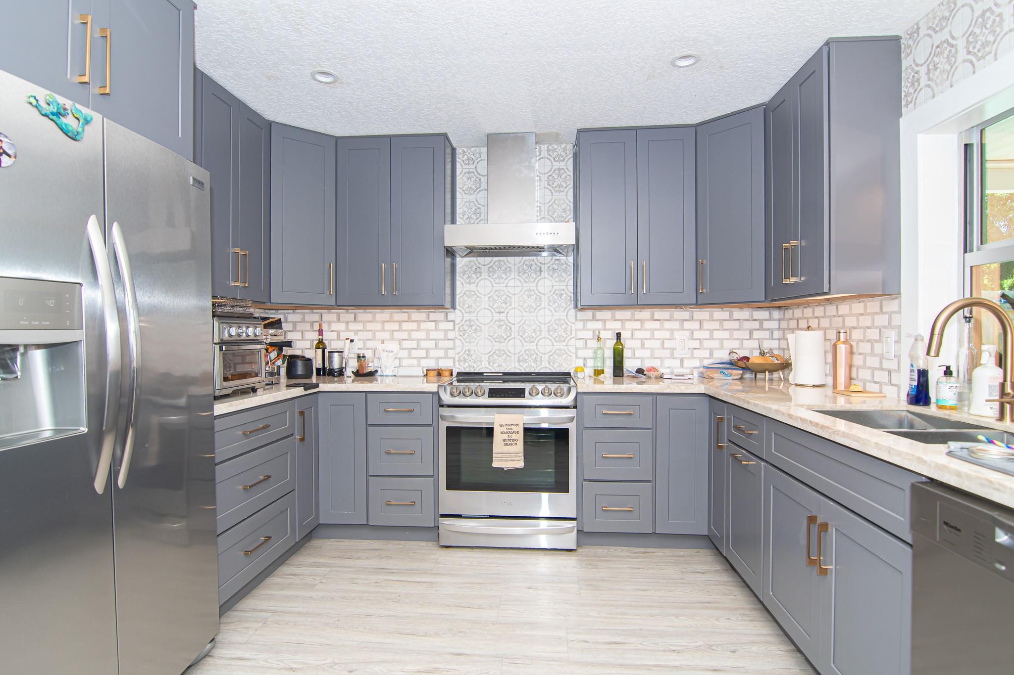 3251 NW 65th St