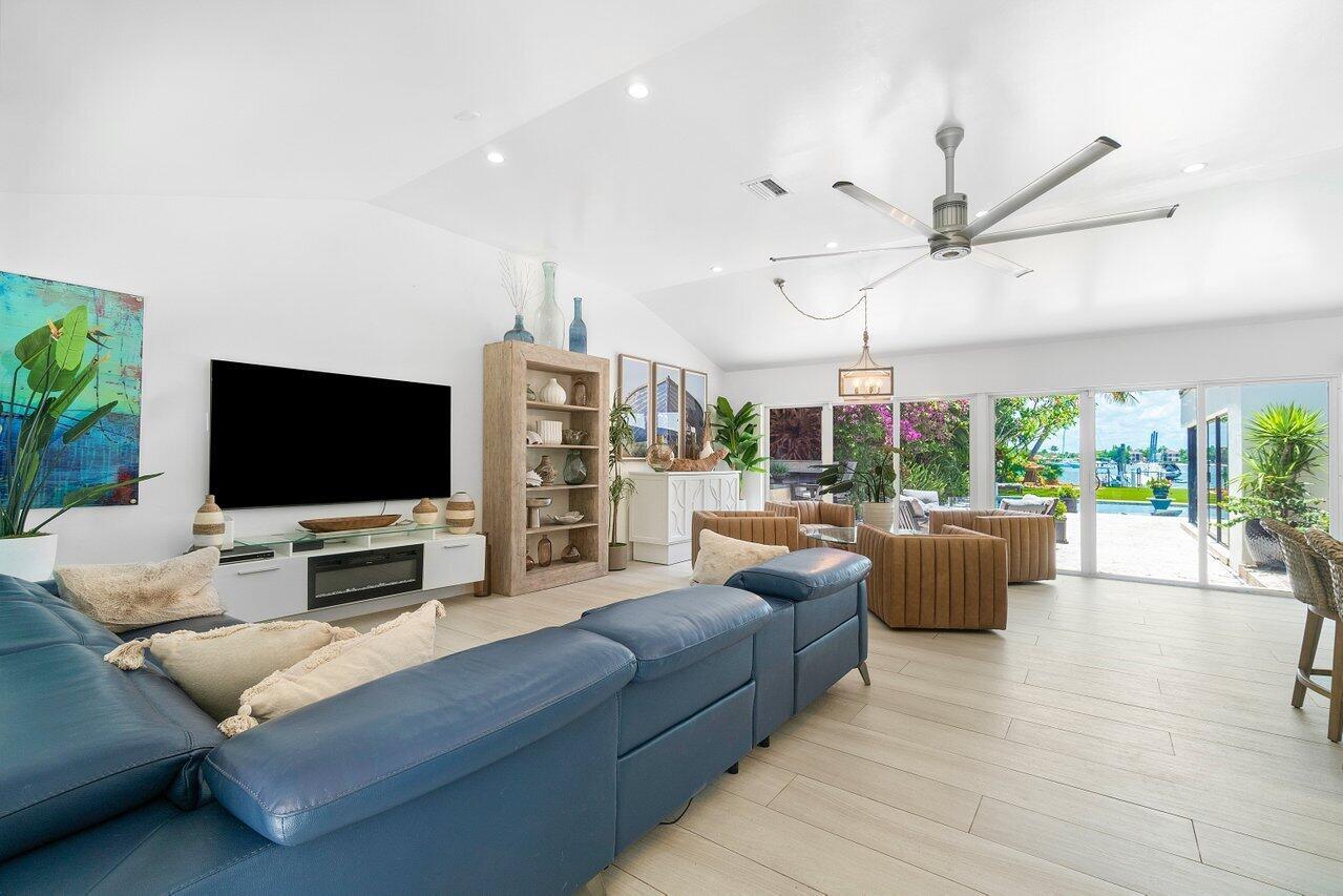 HYPOLUXO ISLAND ADD - Residential