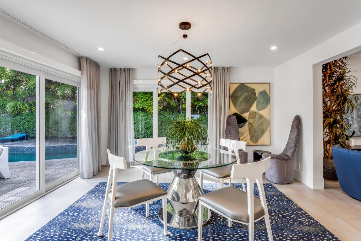 LAKE SHORES LANTANA - Residential