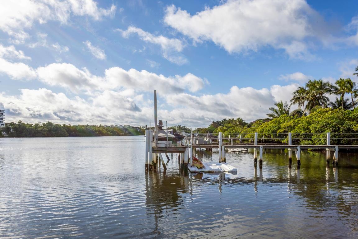 LAKE SHORES LANTANA - Residential