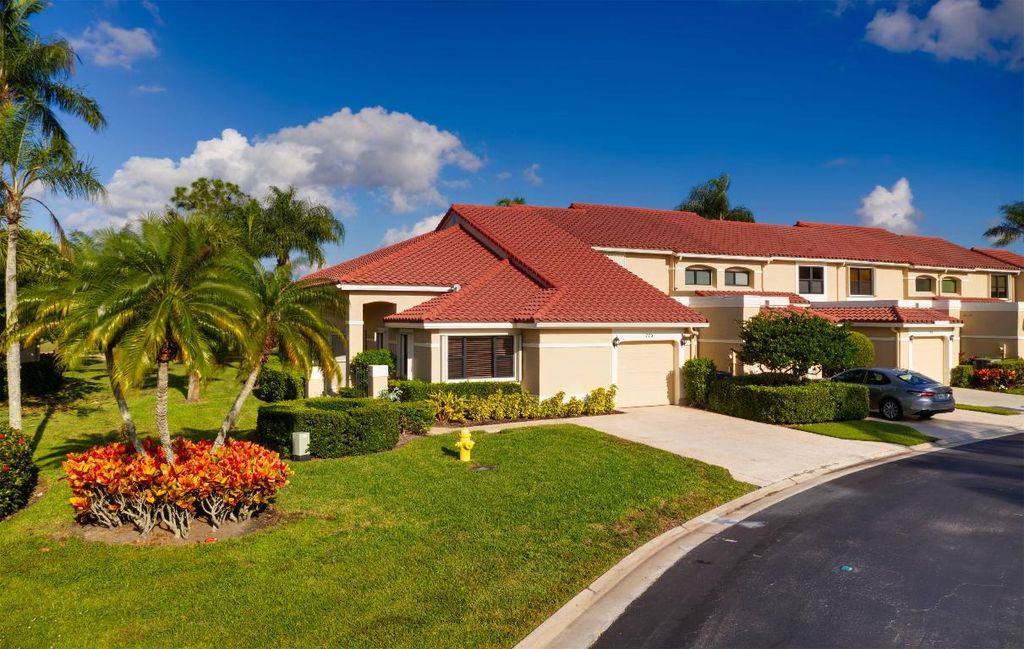 Photo of 773 Windermere Way, Palm Beach Gardens, FL 33418 (MLS # R11142878)