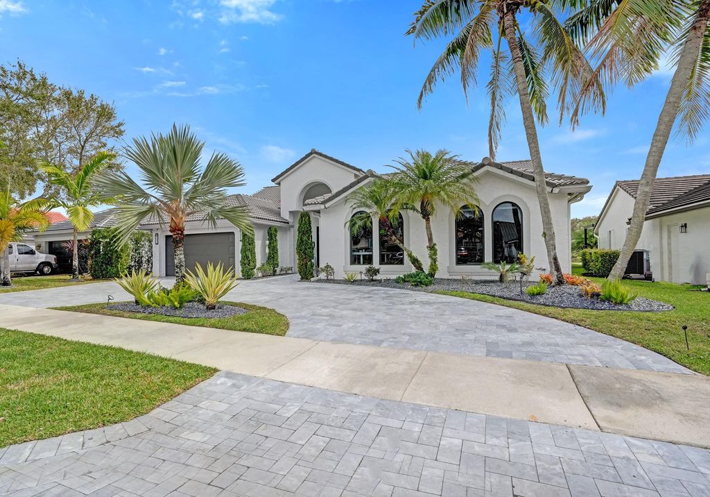 Photo of 3222 Ridge Trace, Davie, FL 33328 (MLS # B26004987)