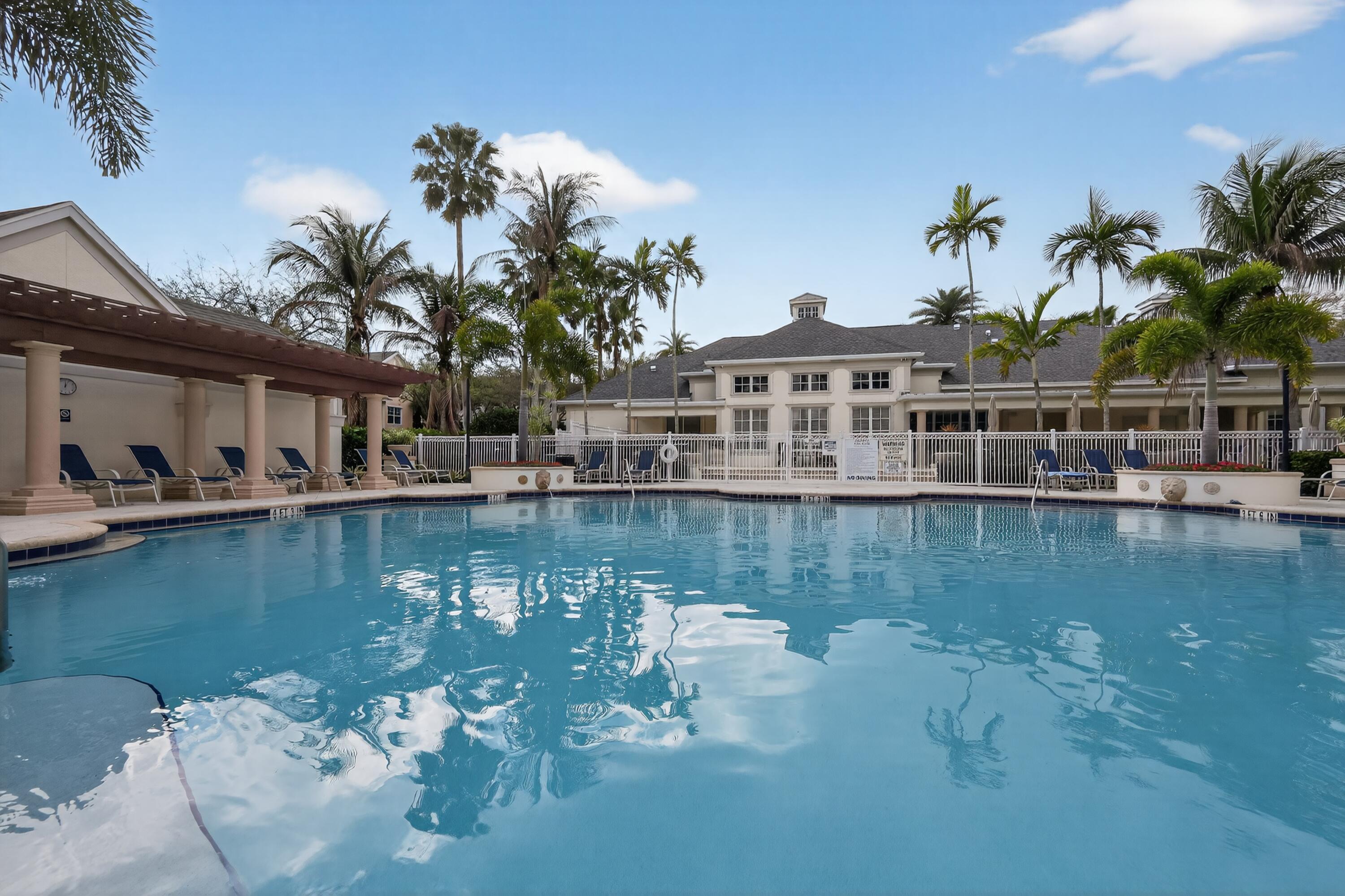 SOMERSET AT ABACOA CONDO - Residential