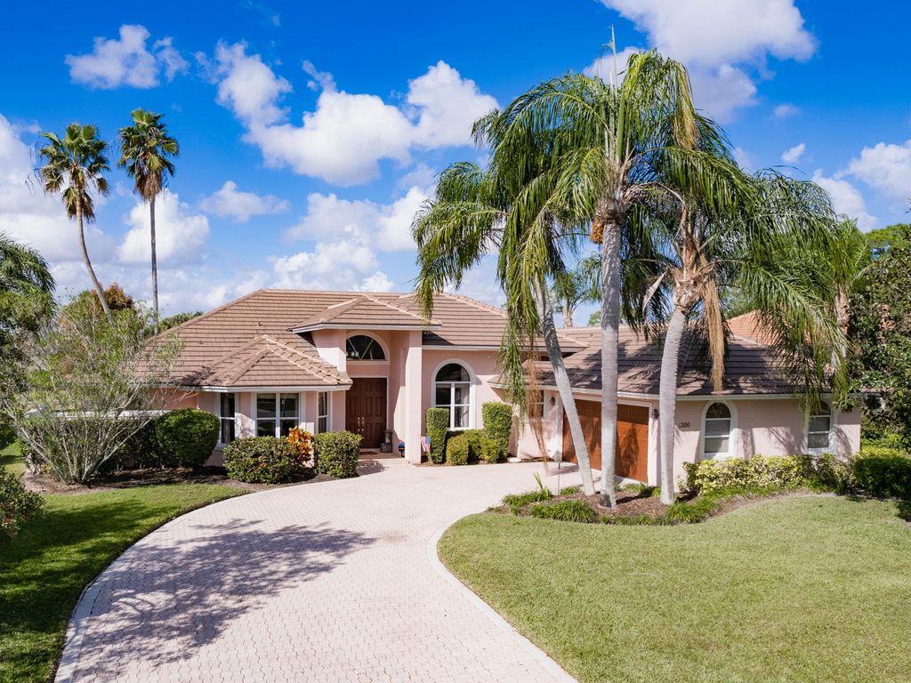 Photo of 1200 SW Live Oak Cove, Port Saint Lucie, FL 34986 (MLS # R10774620)