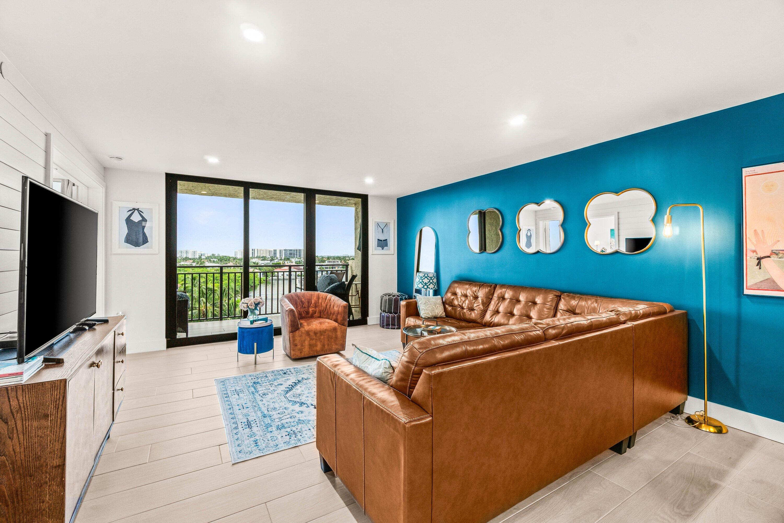 REGENCY HIGHLAND CLUB CONDO - Residential