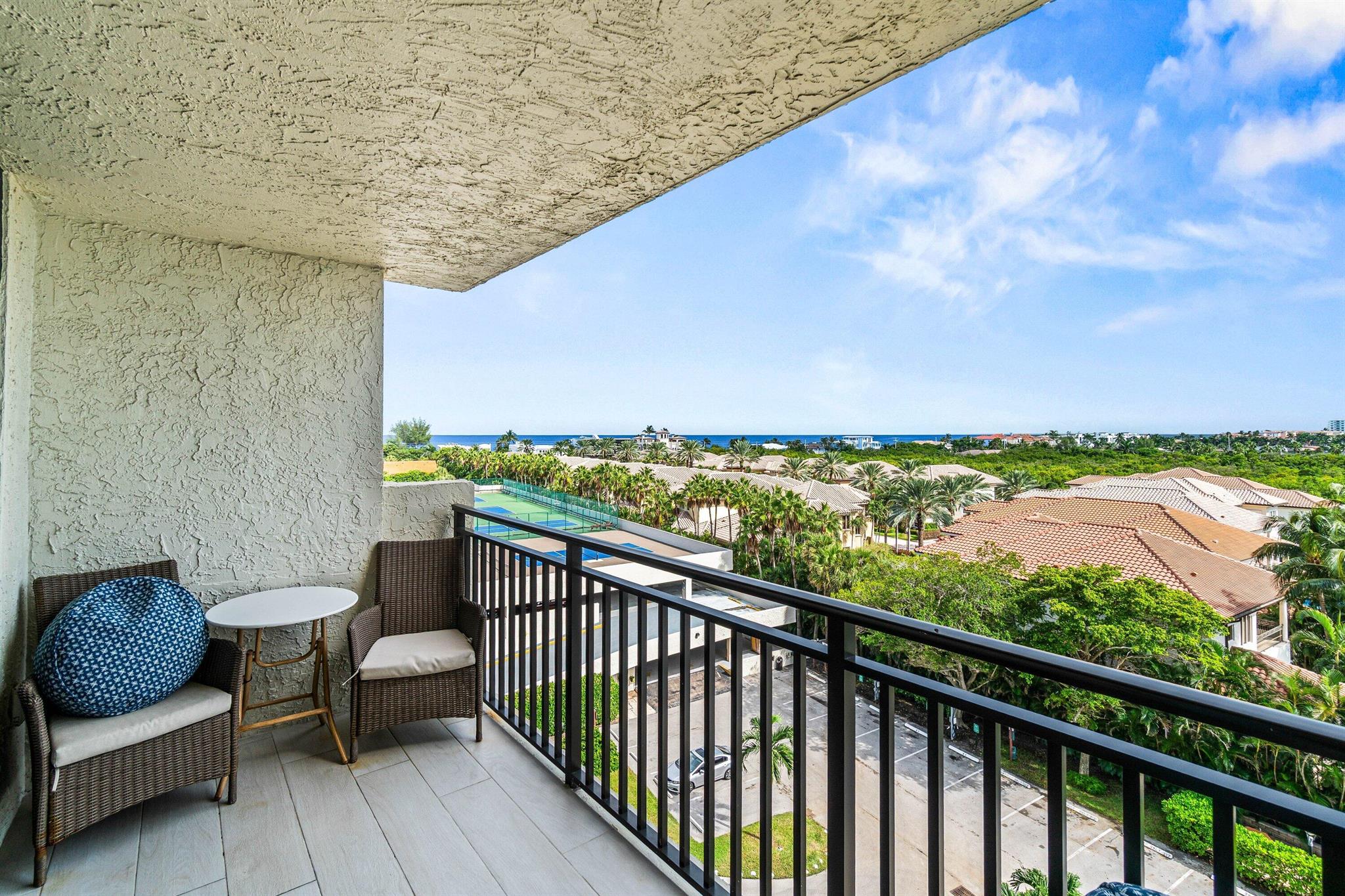 REGENCY HIGHLAND CLUB CON - Residential
