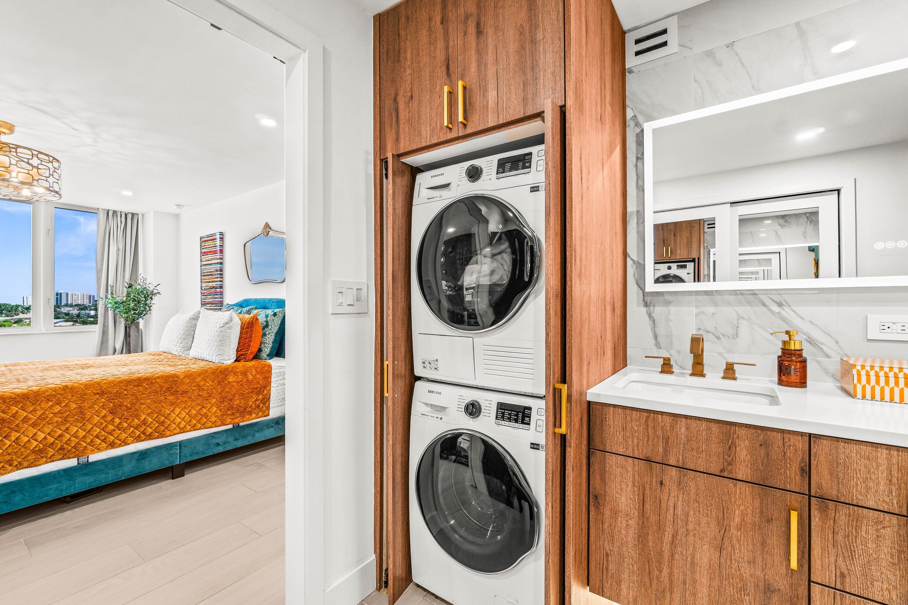 REGENCY HIGHLAND CLUB CONDO - Residential